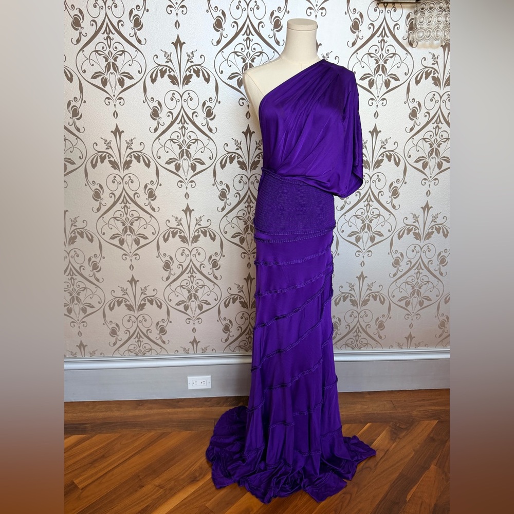 Elegant One-Shoulder Purple Evening Gown